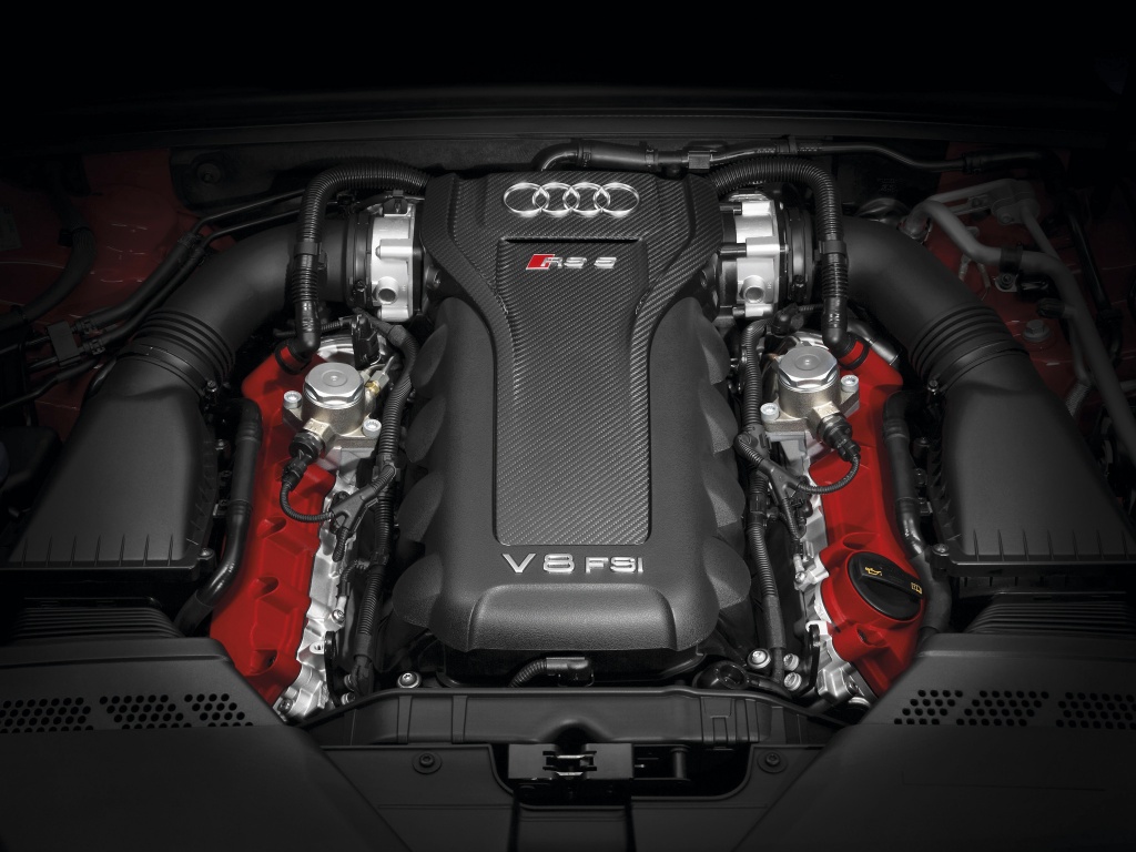 Фото двигателя Audi RS5 купе 2 дв.