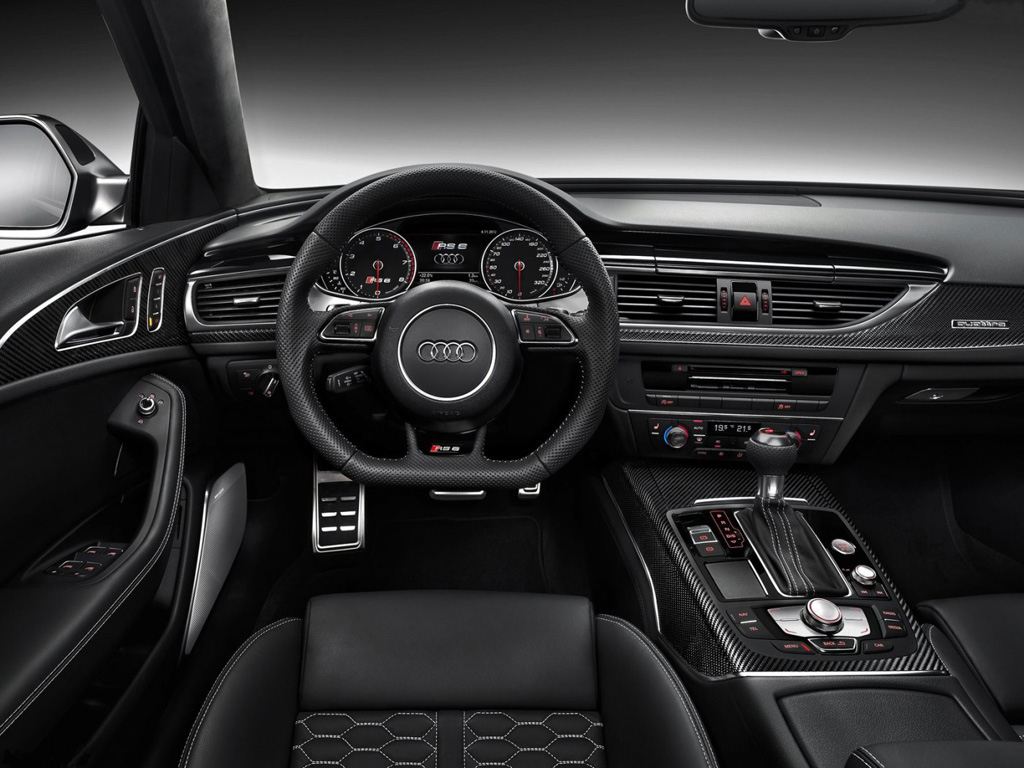 Салон Audi RS6 универсал 5 дв.