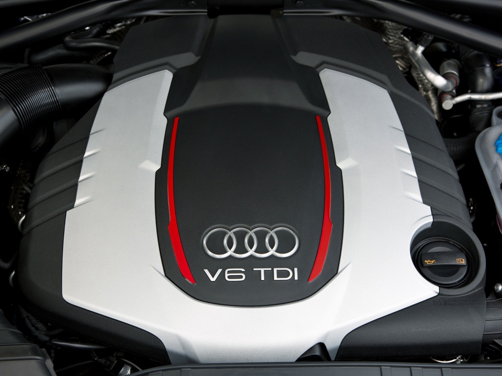 Фото двигателя Audi SQ5 внедорожник 5 дв.