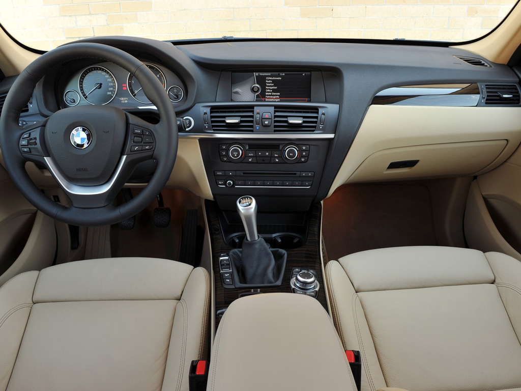 Салон BMW X3 внедорожник 5 дв.