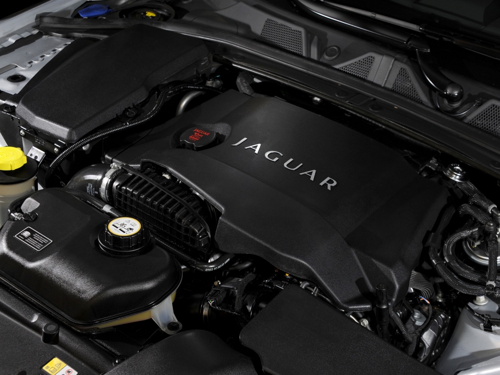 Фото двигателя Jaguar XF седан 4 дв.