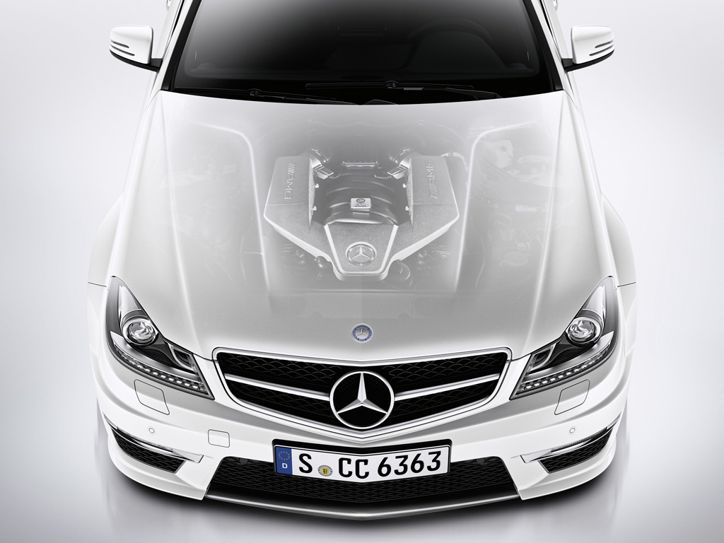 Фото двигателя Mercedes-Benz C-Class AMG купе 2 дв.